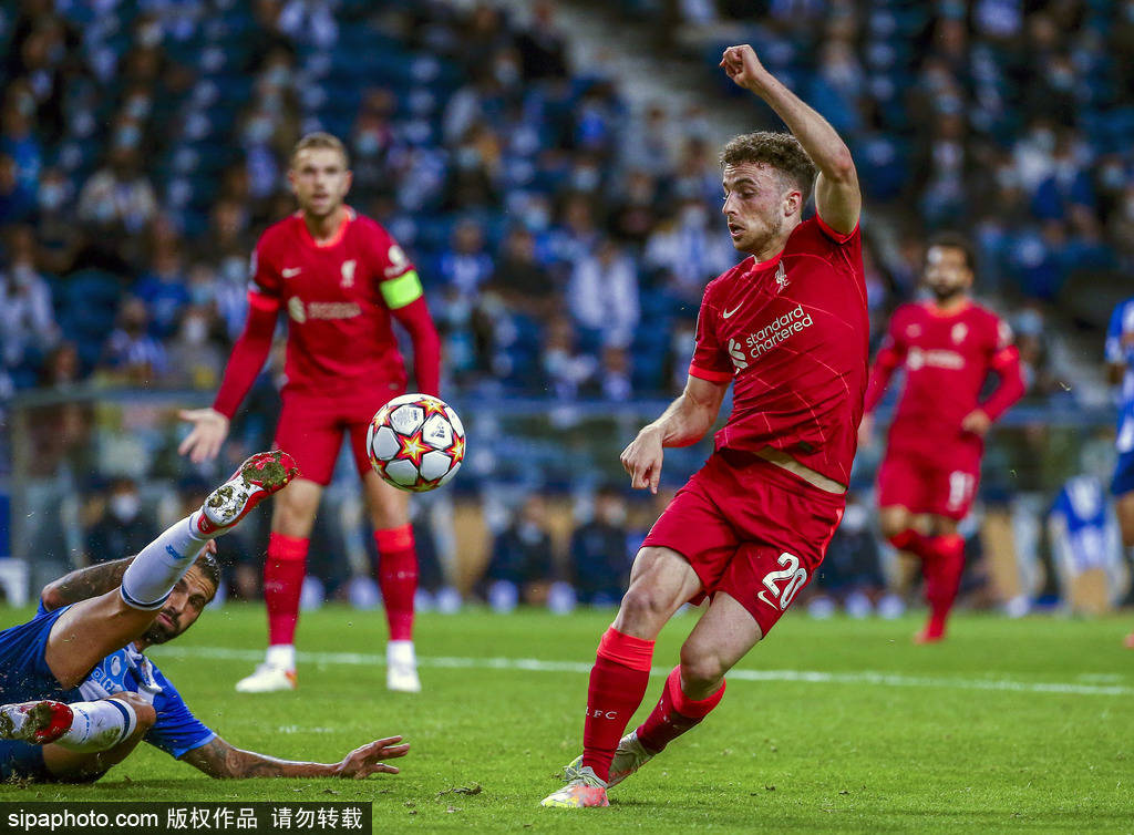 字令人耳目 字令人耳目