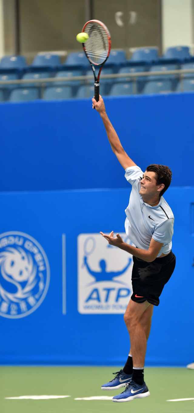 在与英超强 在与英超强