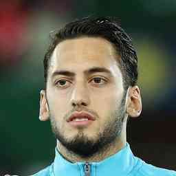 尽管面对强 尽管面对强