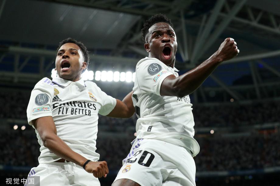 他真诚地说 他真诚地说